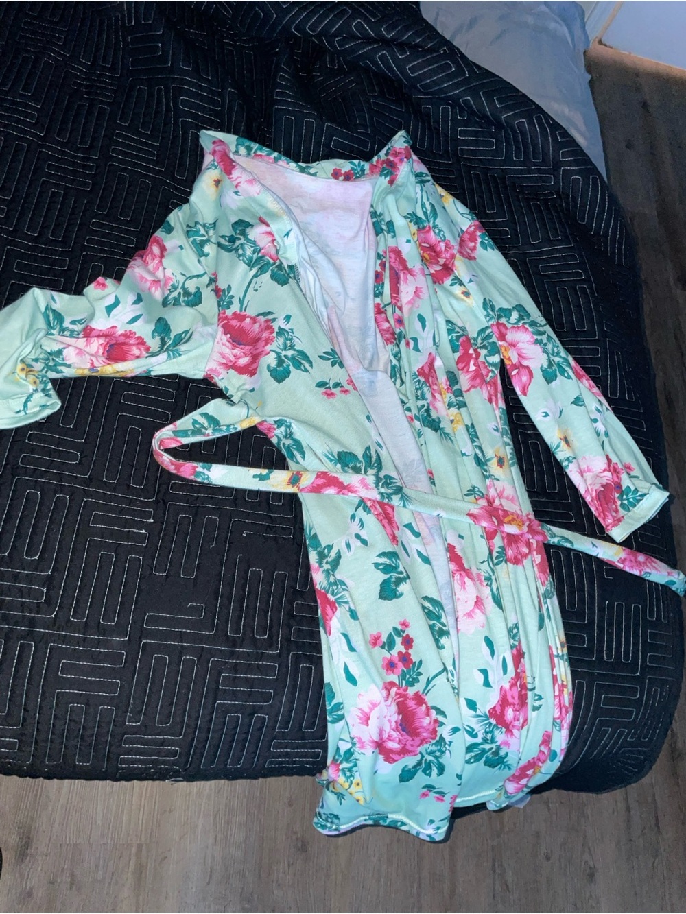 Woman’s bundle - Picture 2 of 15